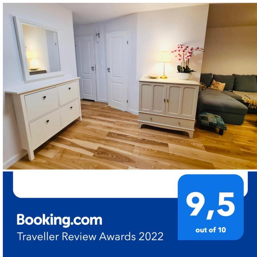 ילנייה גורה Mountain View 2-Double Bedroom Apartment מראה חיצוני תמונה